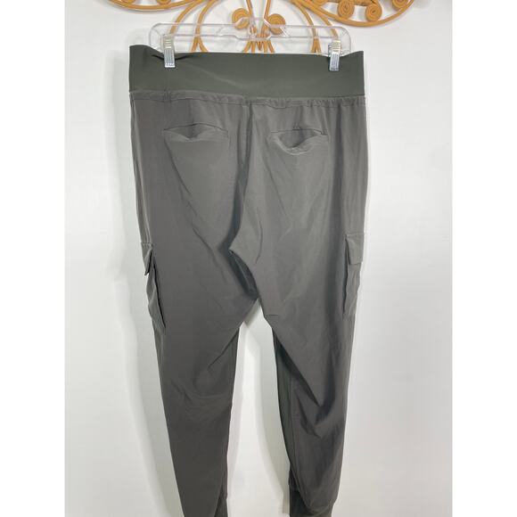 Athleta Sutton Jogger Pant Cargo Arbor Green Lightweight 10 - Picture 4 of 8